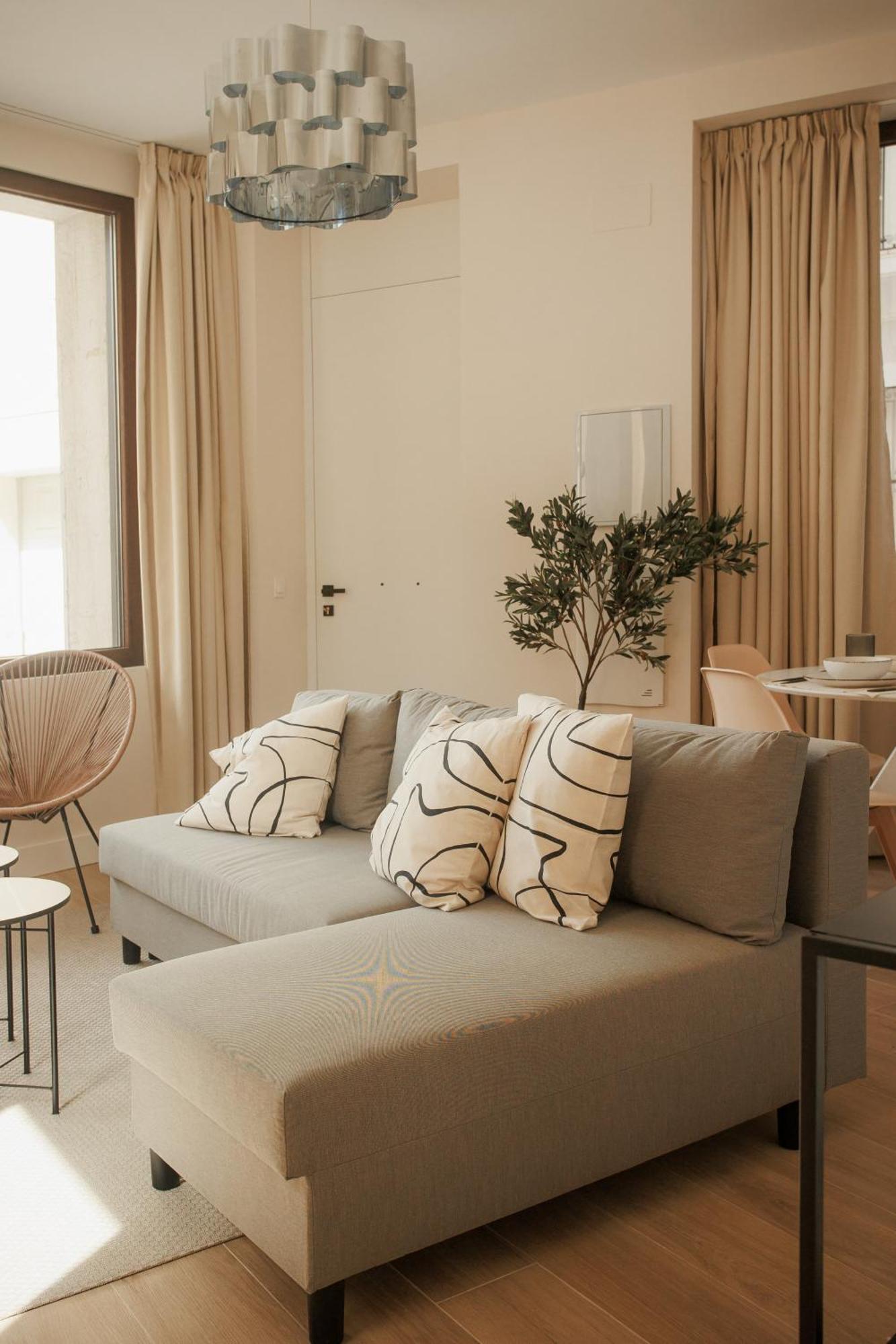 בדאחוז Apartamentos Cervantes מראה חיצוני תמונה